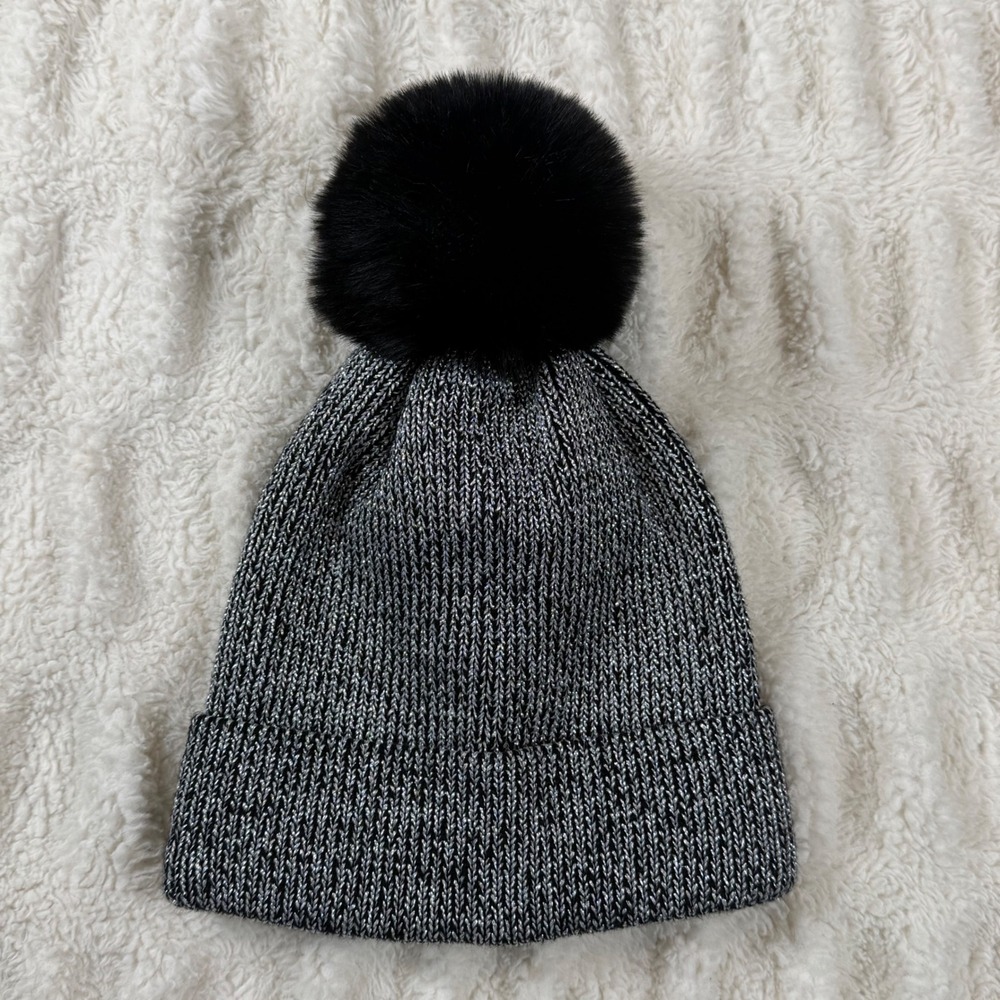 Tasha Nordstrom Metallic Knit Faux Fur Pom Beanie Hat Black Silver HT3207